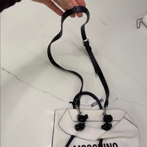 Moschino Couture Jeremy Scott WHITE BLACK CLUTCH FOLDED SHOPPING BAG ILLUSION - Picture 15 of 16